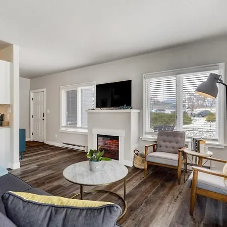Coyote Condo - Pet-Friendly Downtown Mountain View